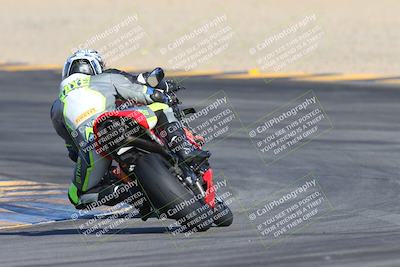 media/Dec-05-2024-Racers Edge (Thu) [[e102e0690b]]/3-B Group/Session 1 Turn 8 Backside/